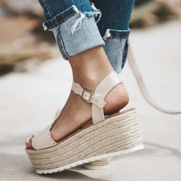 Espadrille Wedge scalloped natural Sandal - Picture 5 of 10